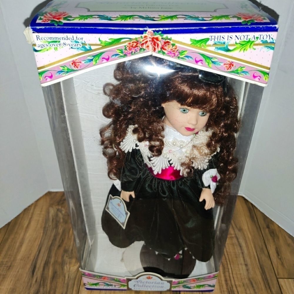 Pre Owned victorian collection melissa jane 1997 Limited Collectors Edition.Box